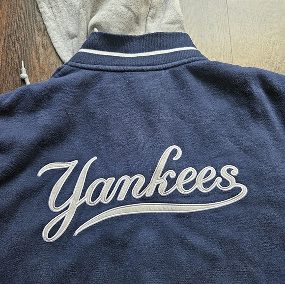 Vintage Team Nike New York Yankees Full-Zip  Sweatshirt Jacket - Picture 11 of 11